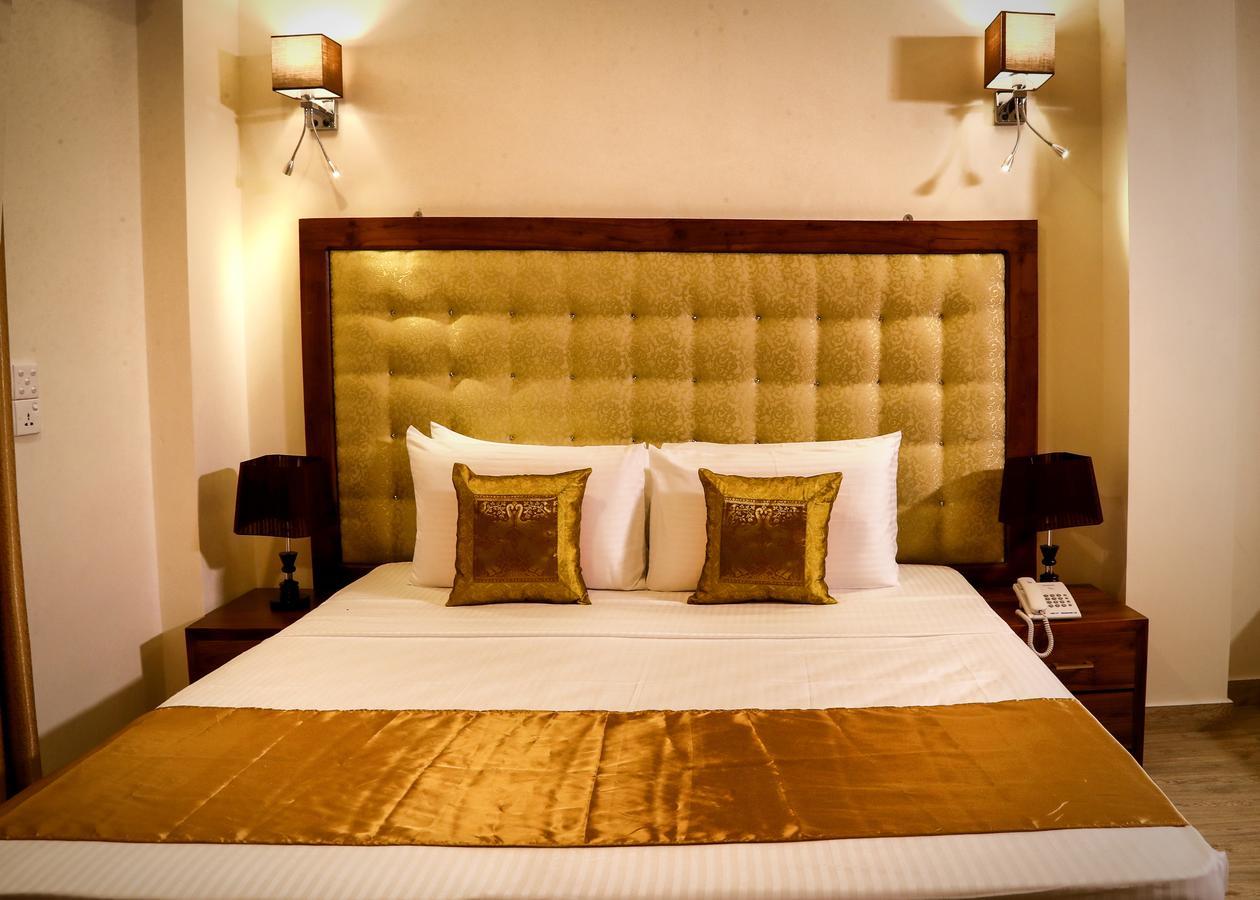 Hotel Vendol Maliga Edge Kandy Esterno foto