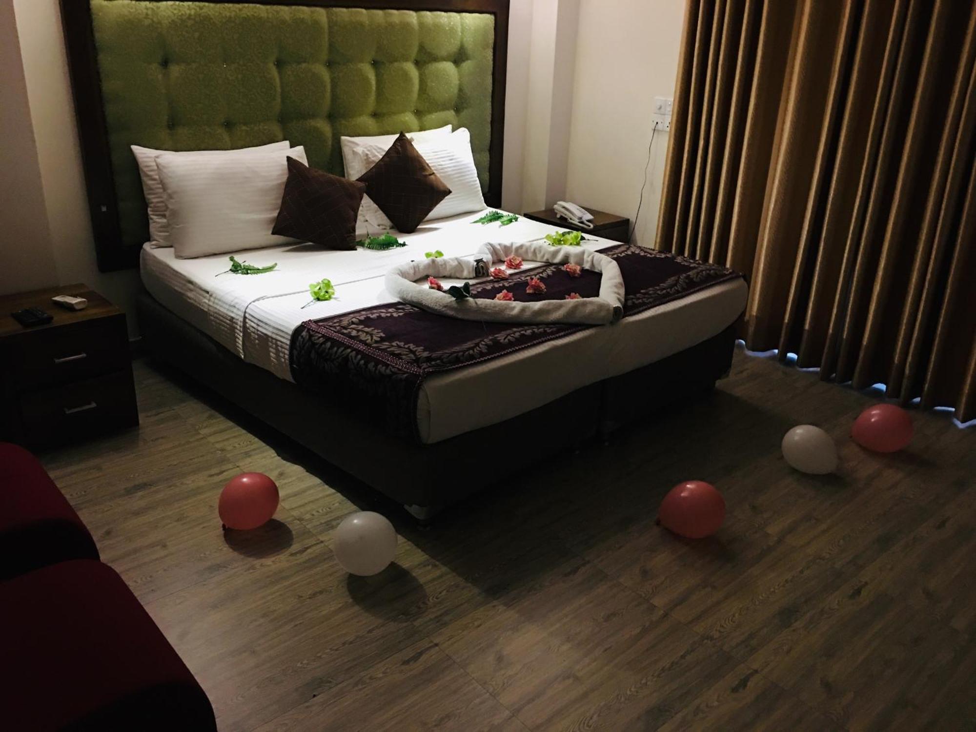 Hotel Vendol Maliga Edge Kandy Esterno foto