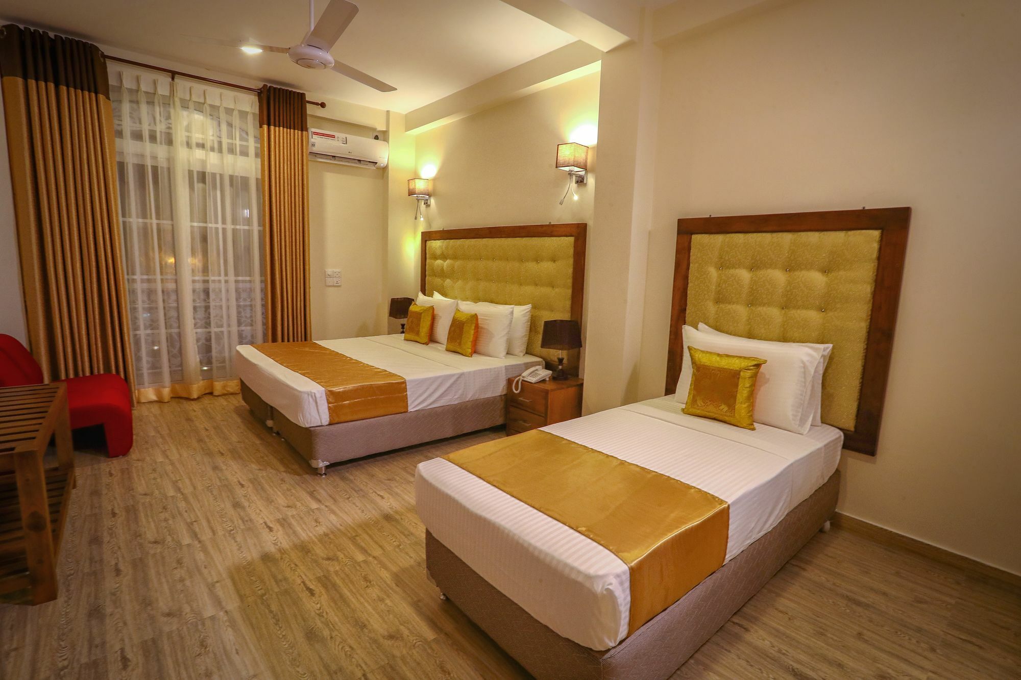Hotel Vendol Maliga Edge Kandy Esterno foto
